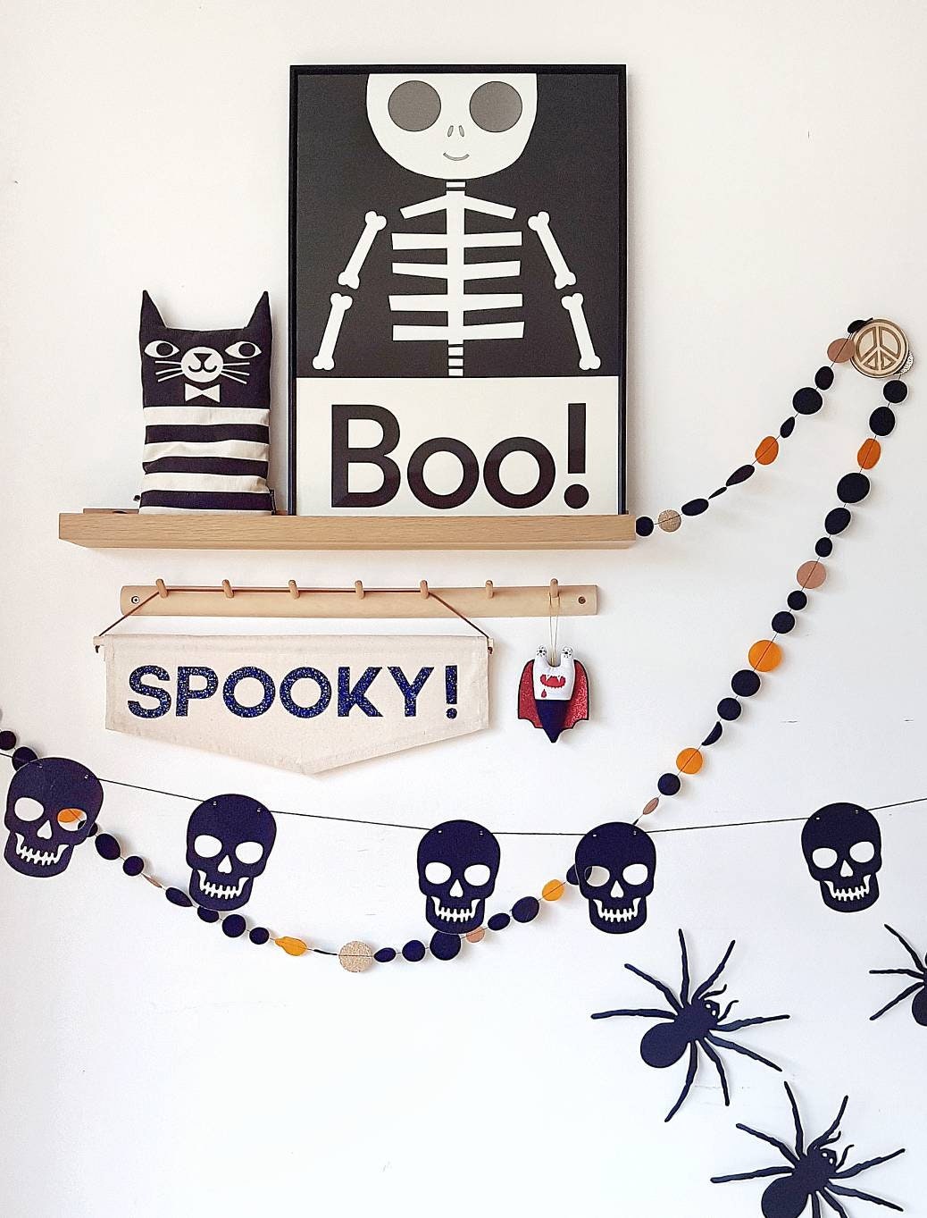 Halloween themed spotty felt garland