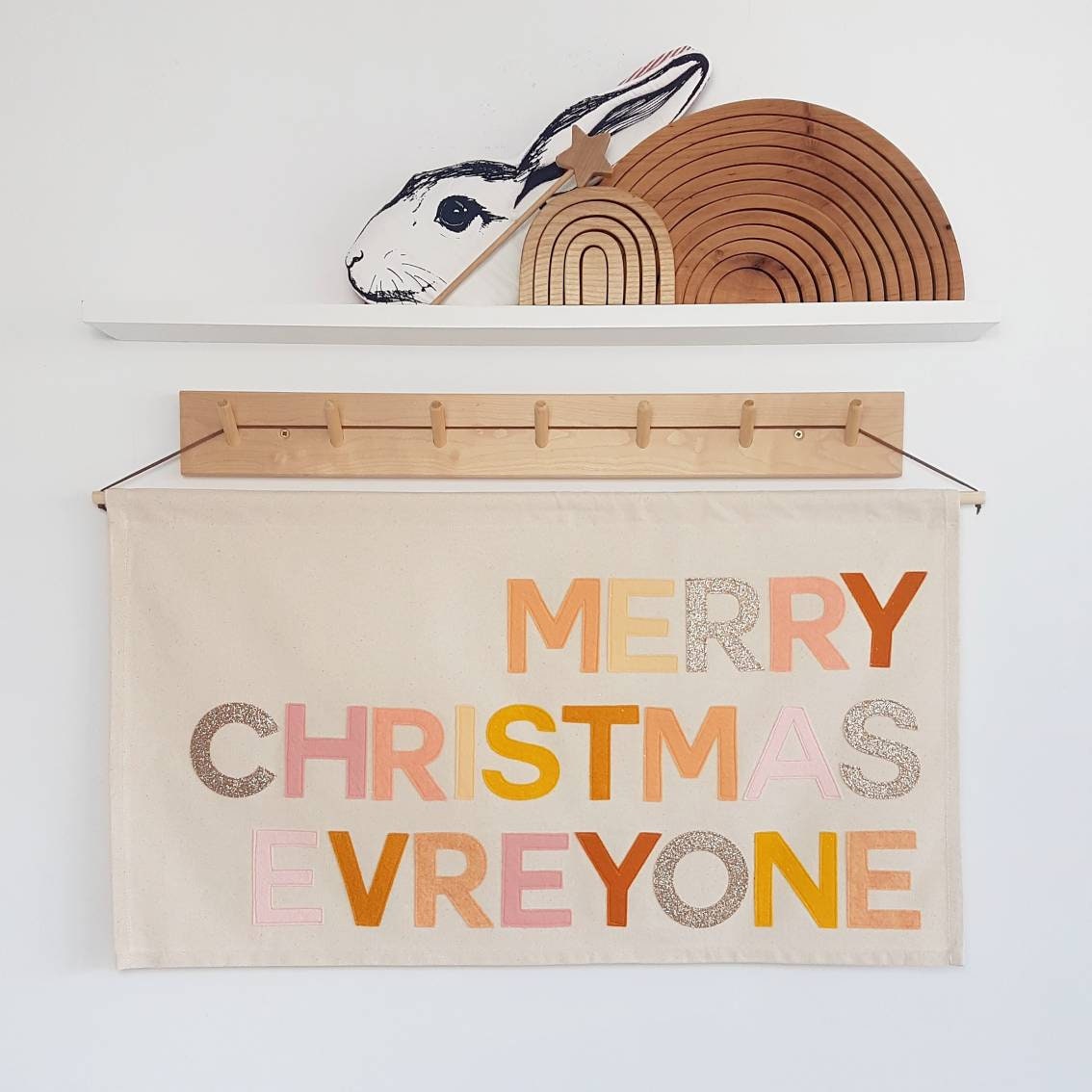 Merry Christmas Everyone banner, wall hanging in a choice of 2 colourways.